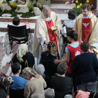 12 mai: Pelerinajul Bolnavilor la sanctuarul marian de la Cacica