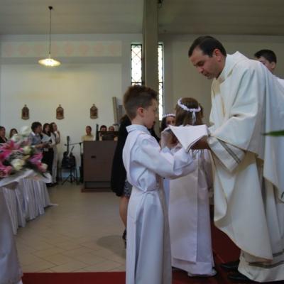 13 mai: Ladispoli: "Voi sunteţi prietenii mei". Prima Împărtăşanie