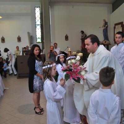 13 mai: Ladispoli: "Voi sunteţi prietenii mei". Prima Împărtăşanie