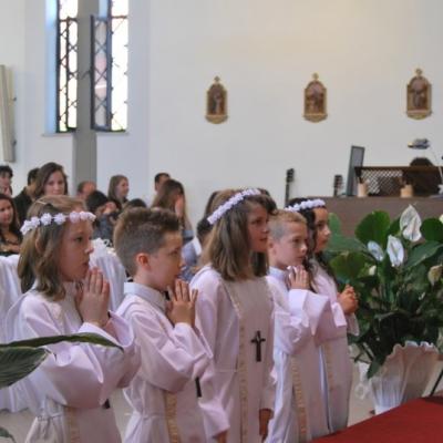 13 mai: Ladispoli: "Voi sunteţi prietenii mei". Prima Împărtăşanie