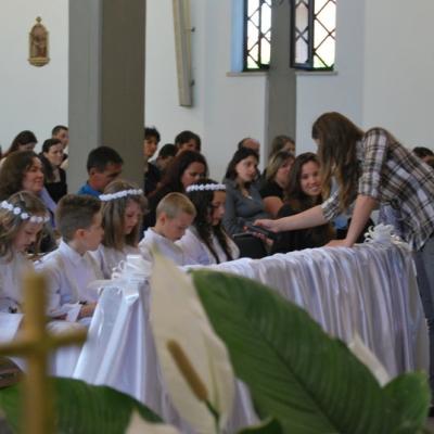 13 mai: Ladispoli: "Voi sunteţi prietenii mei". Prima Împărtăşanie