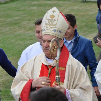 13 mai: Bacău: "Coroana mea este Fiul meu!" - Hramul Parohiei "Fericitul Ieremia Valahul"
