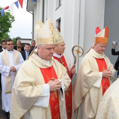 20 mai: Bacău (Şerbăneşti): Sfinţirea bisericii "Inima Neprihănită a Mariei"