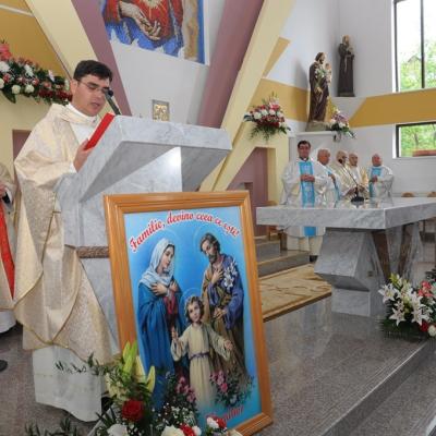 20 mai: Bacău (Şerbăneşti): Sfinţirea bisericii "Inima Neprihănită a Mariei"