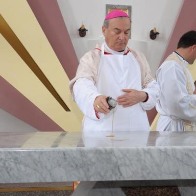 20 mai: Bacău (Şerbăneşti): Sfinţirea bisericii "Inima Neprihănită a Mariei"