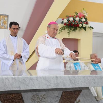 20 mai: Bacău (Şerbăneşti): Sfinţirea bisericii "Inima Neprihănită a Mariei"