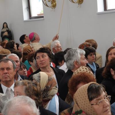 20 mai: Bacău (Şerbăneşti): Sfinţirea bisericii "Inima Neprihănită a Mariei"