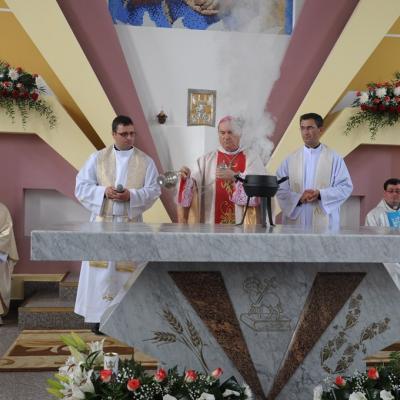 20 mai: Bacău (Şerbăneşti): Sfinţirea bisericii "Inima Neprihănită a Mariei"