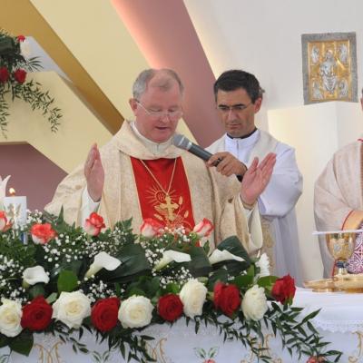 20 mai: Bacău (Şerbăneşti): Sfinţirea bisericii "Inima Neprihănită a Mariei"