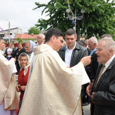 20 mai: Bacău (Şerbăneşti): Sfinţirea bisericii "Inima Neprihănită a Mariei"