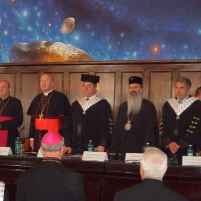 21-22 mai: Iaşi: Vizita cardinalului Christoph Schönborn cu ocazia primirii titlului de Doctor Honoris Causa