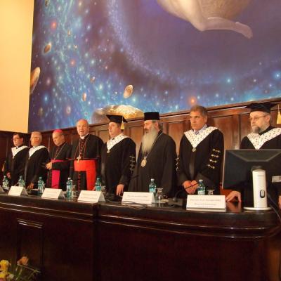 21-22 mai: Iaşi: Vizita cardinalului Christoph Schönborn cu ocazia primirii titlului de Doctor Honoris Causa
