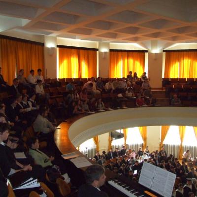 21-22 mai: Iaşi: Vizita cardinalului Christoph Schönborn cu ocazia primirii titlului de Doctor Honoris Causa