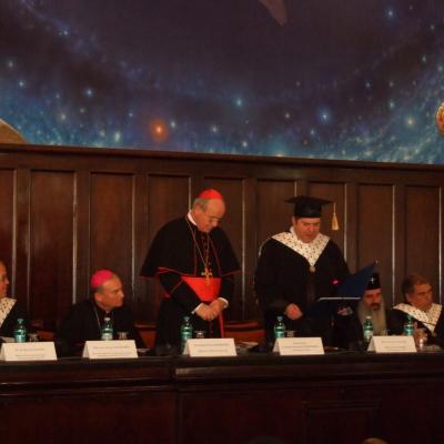 21-22 mai: Iaşi: Vizita cardinalului Christoph Schönborn cu ocazia primirii titlului de Doctor Honoris Causa