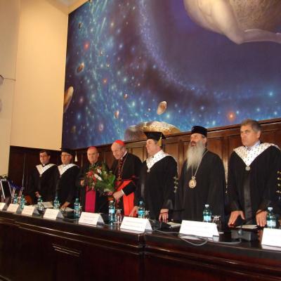 21-22 mai: Iaşi: Vizita cardinalului Christoph Schönborn cu ocazia primirii titlului de Doctor Honoris Causa