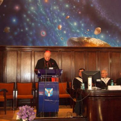 21-22 mai: Iaşi: Vizita cardinalului Christoph Schönborn cu ocazia primirii titlului de Doctor Honoris Causa