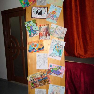 22 mai: Bacău "Sfântul Nicolae": Simpozionul O floare la fereastra cerului (ediţia a doua)