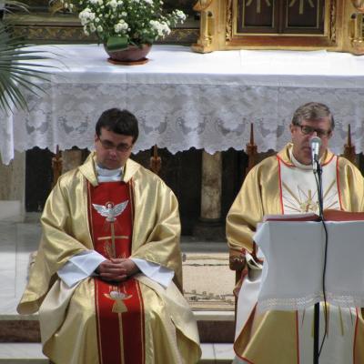 26 mai: Cacica: Pelerinajul studenţilor