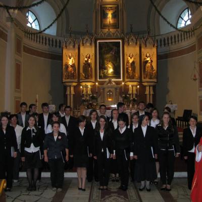 26 mai: Cacica: Pelerinajul studenţilor