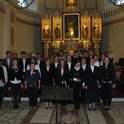 26 mai: Cacica: Pelerinajul studenţilor