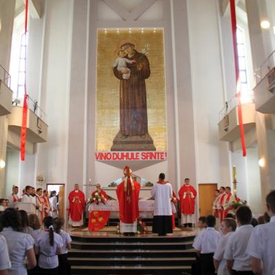 26 mai: Iaşi "Sfântul Anton de Padova": Sărbătoarea administrării Mirului
