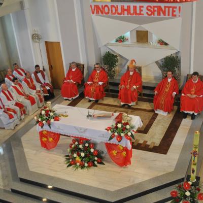 26 mai: Iaşi "Sfântul Anton de Padova": Sărbătoarea administrării Mirului