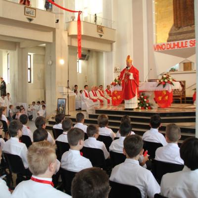 26 mai: Iaşi "Sfântul Anton de Padova": Sărbătoarea administrării Mirului