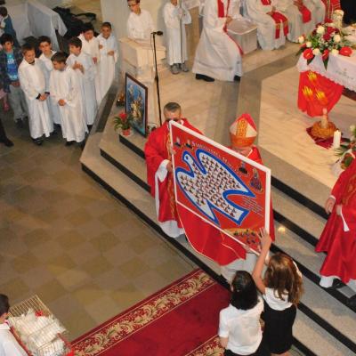 26 mai: Iaşi "Sfântul Anton de Padova": Sărbătoarea administrării Mirului