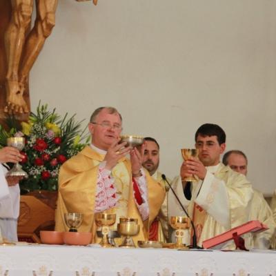 26 mai: Roman: Noi preoţi în via Domnului