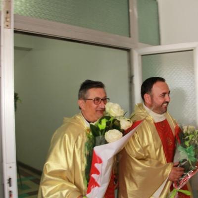 26 mai: Roman: Noi preoţi în via Domnului
