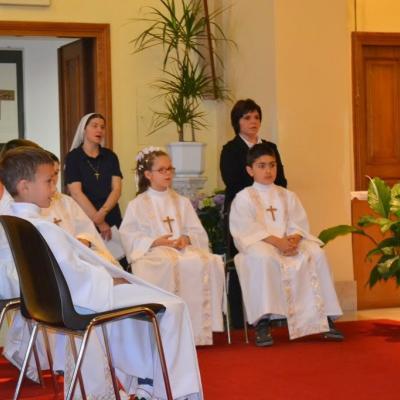 27 mai: Roma (Grotte Celoni): Prima Sfântă Împărtăşanie