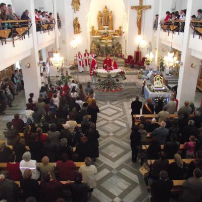 27-30 mai: Târgu Ocna: Vizita icoanei de la Cacica