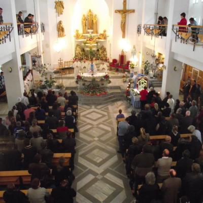 27-30 mai: Târgu Ocna: Vizita icoanei de la Cacica