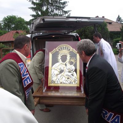 27-30 mai: Târgu Ocna: Vizita icoanei de la Cacica
