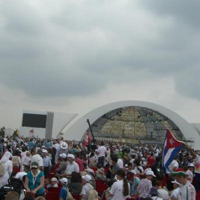 31 mai - 3 iunie: Pelerini la Întâlnirea Mondială a Familiilor