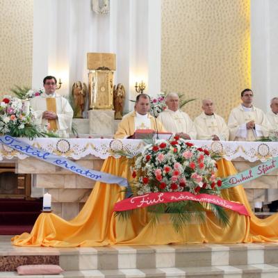 3 iunie: Butea: Hramul comunităţii