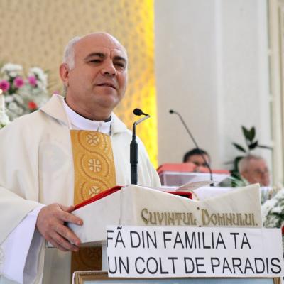 3 iunie: Butea: Hramul comunităţii