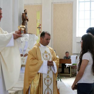 3 iunie: Butea: Hramul comunităţii