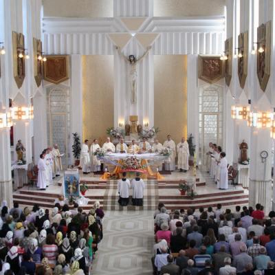 3 iunie: Butea: Hramul comunităţii