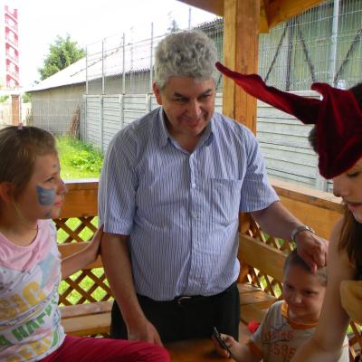3 iunie: Paşcani: Festivalul copiilor