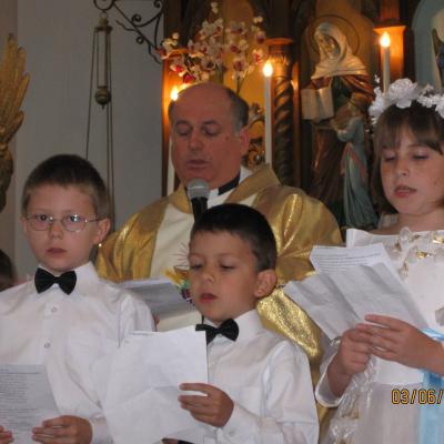 3 iunie: Botoşani: Prima Sfântă Împărtăşanie
