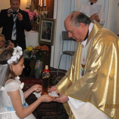 3 iunie: Botoşani: Prima Sfântă Împărtăşanie