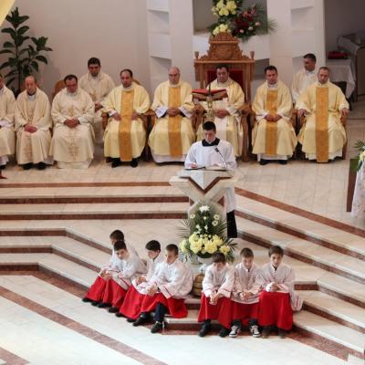 7 iunie: Bacău: Procesiunea cu preasfântul sacrament pe străzile oraşului