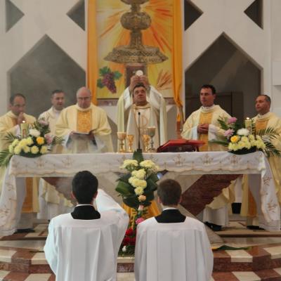 7 iunie: Bacău: Procesiunea cu preasfântul sacrament pe străzile oraşului