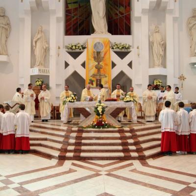 7 iunie: Bacău: Procesiunea cu preasfântul sacrament pe străzile oraşului