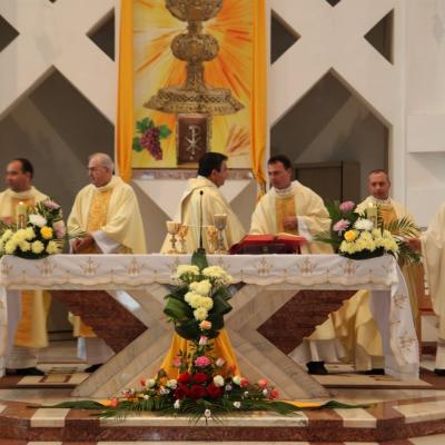 7 iunie: Bacău: Procesiunea cu preasfântul sacrament pe străzile oraşului