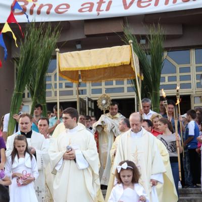 7 iunie: Bacău: Procesiunea cu preasfântul sacrament pe străzile oraşului