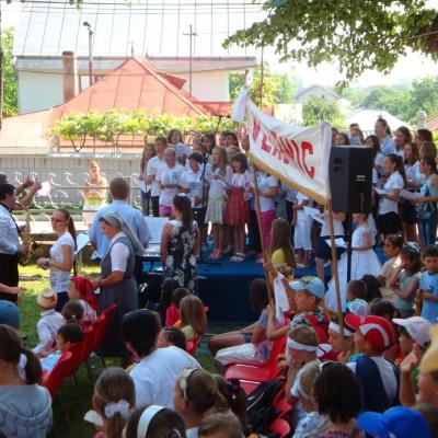 9 iunie: Baraţi: Sărbătoarea Copiilor