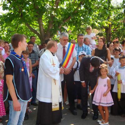9 iunie: Baraţi: Sărbătoarea Copiilor