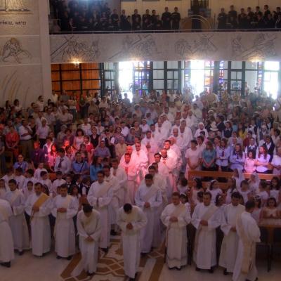 10 iunie: Iaşi: Procesiune cu Isus Euharisticul